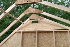 positioning the solar garden shed's roof gable