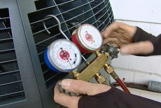 filling the copper lines with air conditioner refrigerant