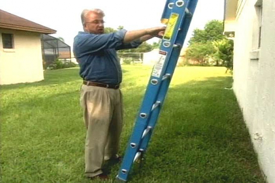 How to Use an Extension Ladder Safely
