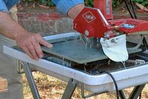 Cutting Tile With Wet Saw