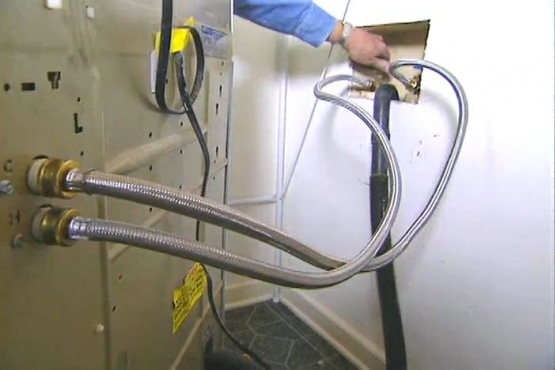 How to Remove and Replace Washing Machine Water Supply Hoses