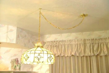 hanging overhead light