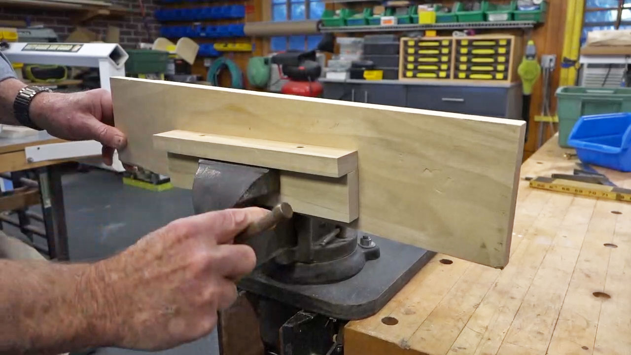 how to adapt a metalworking vise for wood • ron hazelton